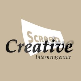 "Logo mit Text 'Screen Creative Internetagentur' auf beigefarbenem Hintergrund."