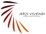 Logo mit roten Streifen und Text "ARS VIVENDI Leben und wohnen" auf weißem Hintergrund.