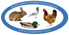 Logo met konijn, duif, eend en kip in blauwe ovale rand met tekst "Achterberg Dierbenodigdheden".
