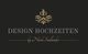 Logo mit Text „Design Hochzeiten by Nicole Seelbinder“ auf dunkelgrauem Hintergrund.