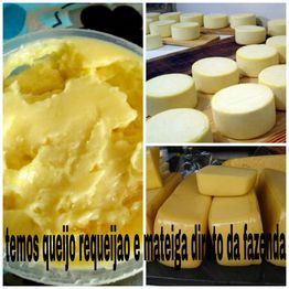 Imagem de queijos e manteiga caseira dispostos sobre uma mesa com texto promocional na frente.