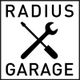 Logo mit Schraubenschlüssel und Schraubendreher, Text: „Radius Garage“.