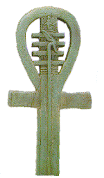 Altes ägyptisches Ankh-Symbol aus Stein, dargestellt mit zusätzlichem Detail in der Schleife.