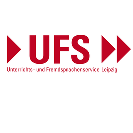 Logo des Unterrichts- und Fremdsprachenservice Leipzig mit roten Pfeilen und Buchstaben "UFS".