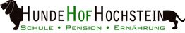 Logo von HundeHofHochstein mit Hundesilhouetten und Text: Schule, Pension, Ernährung.