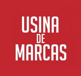 Texto em branco "Usina de Marcas" sobre fundo vermelho.