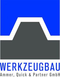 Graues Werkzeug-Icon auf blauem Hintergrund, unten Text: "WERKZEUGBAU Ammer, Quick & Partner GmbH".