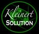 Grünes Logo mit der Aufschrift "Kleinert Solution" vor einem stilisierten Globus im Hintergrund.