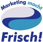 Logo: "Marketing macht Frisch!" in Blau und Türkis, darüber ein ovales Design in Blau und Grau.