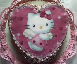 Hello Kitty Herztorte
