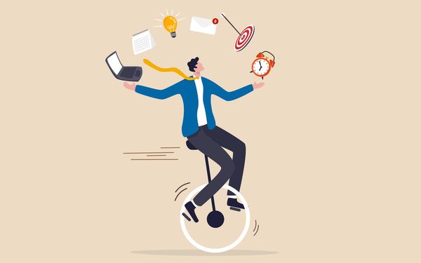 Zeitmanagement in der Selbstständigkeit: So organisierst du deinen Arbeitsalltag effektiv