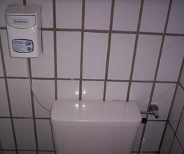 Installation beim Spülkasten