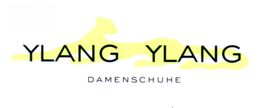 Logo von "Ylang Ylang Damenschuhe" mit gelbem Hintergrund.