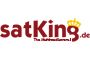 Logo von SatKing.de, "sat" in Rot, "King" gekrönt. Darunter: "The Kabelspezialist" in Schwarz.