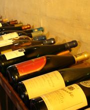 Weinkontor - Weinhandel - Weinlokal - Castellum - Halle