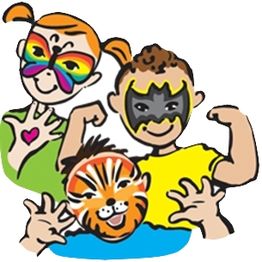 Drei Kinder mit fantasievoller Gesichtsbemalung: Schmetterling, Fledermaus und Tiger.