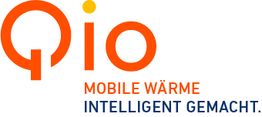 Qio-Logo mit Slogan "Mobile Wärme intelligent gemacht" in Orange und Blau.
