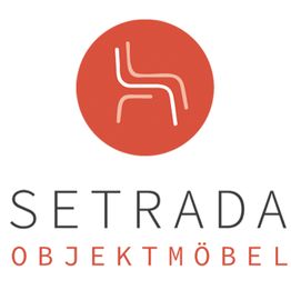 Logo mit stilisierten Stühlen und Text: "SETRADA OBJEKTMÖBEL" auf weißem Hintergrund.