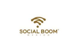 Logotipo de Social Boom México con un ícono similar a una señal de WiFi encima del texto.