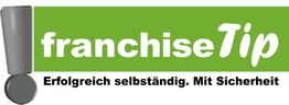 Logo mit grünem Hintergrund, Text: "franchiseTip. Erfolgreich selbständig. Mit Sicherheit."