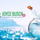 Goudvis springt uit kom met op de achtergrond zee, tekst: "Joyce Busch Relatie Evaluatie".