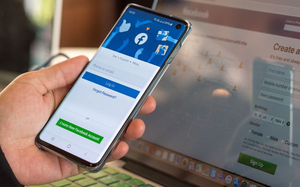 Facebook Entdecker-Feed: Was bedeutet die neue Funktion für Seitenbetreiber?