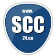 Blaues Schild mit der Aufschrift "www.SCC24.eu" in Weiß.