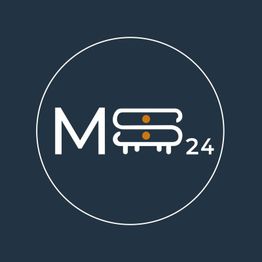 Logo mit weißem Kreis, enthält die Buchstaben "MS" und die Zahl "24" auf dunkelblauem Hintergrund.