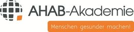 Logo der AHAB-Akademie mit Slogan: "Menschen gesünder machen!" neben grafischem Globus.