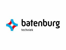 Logo van Batenburg Techniek met een rood en blauw grafisch element links van de tekst.