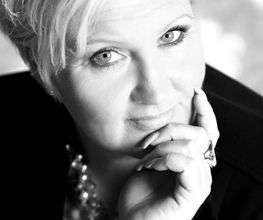 Marion - Ihre Fotografin