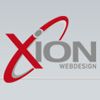 Logo von Xion Webdesign, rotes X mit grauem "ion" und Orbit-Design.