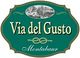 Grünes Schild mit der Aufschrift "Via del Gusto Montabaur" und kleinem Bild oben.