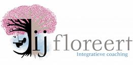 Een logo met een boom en schommel, de tekst "floreert Integratieve coaching".