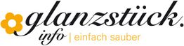 Logo mit Text "glanzstück.info", Blume und Slogan "einfach sauber".