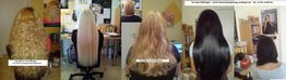 Fünf hintereinander stehende Frauen mit unterschiedlichen, langen Frisuren in einem Raum.