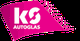 Logo von KS Autoglas auf pinkem Hintergrund mit weißen Buchstaben.