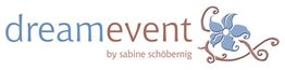 Schriftzug "dreamevent" mit einem blauen Blumen-ornament, darunter "by sabine schöbering".