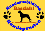 Logo mit schwarzem Hund, Text "Hundeausbildung Basdahl Hundepension", gelber Hintergrund.