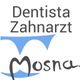 Logo di uno studio dentistico con testo "Dentista Zahnarzt Mosna" e una grafica blu a forma di sorriso.