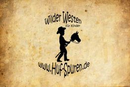 Silhouette eines Kindes mit Steckenpferd, Text: Wilder Westen für Kinder, www.HufSpuren.de