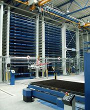 Blechlager und Laserschneidanlage