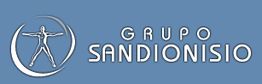 Logotipo de Grupo Sandionisio en fondo azul con figura humana en círculo.