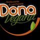 Logotipo "Dona Vegana" com texto em laranja e verde, folha estilizada, fundo preto.