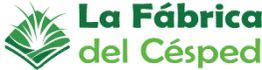 Logotipo de "La Fábrica del Césped" con hojas de césped estilizadas a la izquierda.
