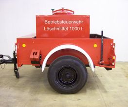 Löschmittelanhänger