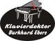 Logo mit einem stilisierten Klavier und dem Text "Klavierdoktor Burkhard Ebers".