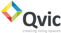 Logotipo de Qvic con un diseño geométrico y el texto "creating living spaces".