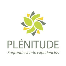 Logotipo de Plénitude con diseño de hojas verdes y amarillas, texto: "Engrandeciendo experiencias".