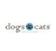 Logo mit Text "dogs and cats", blauem Pfotenabdruck und dem Slogan "Fine Accessories".